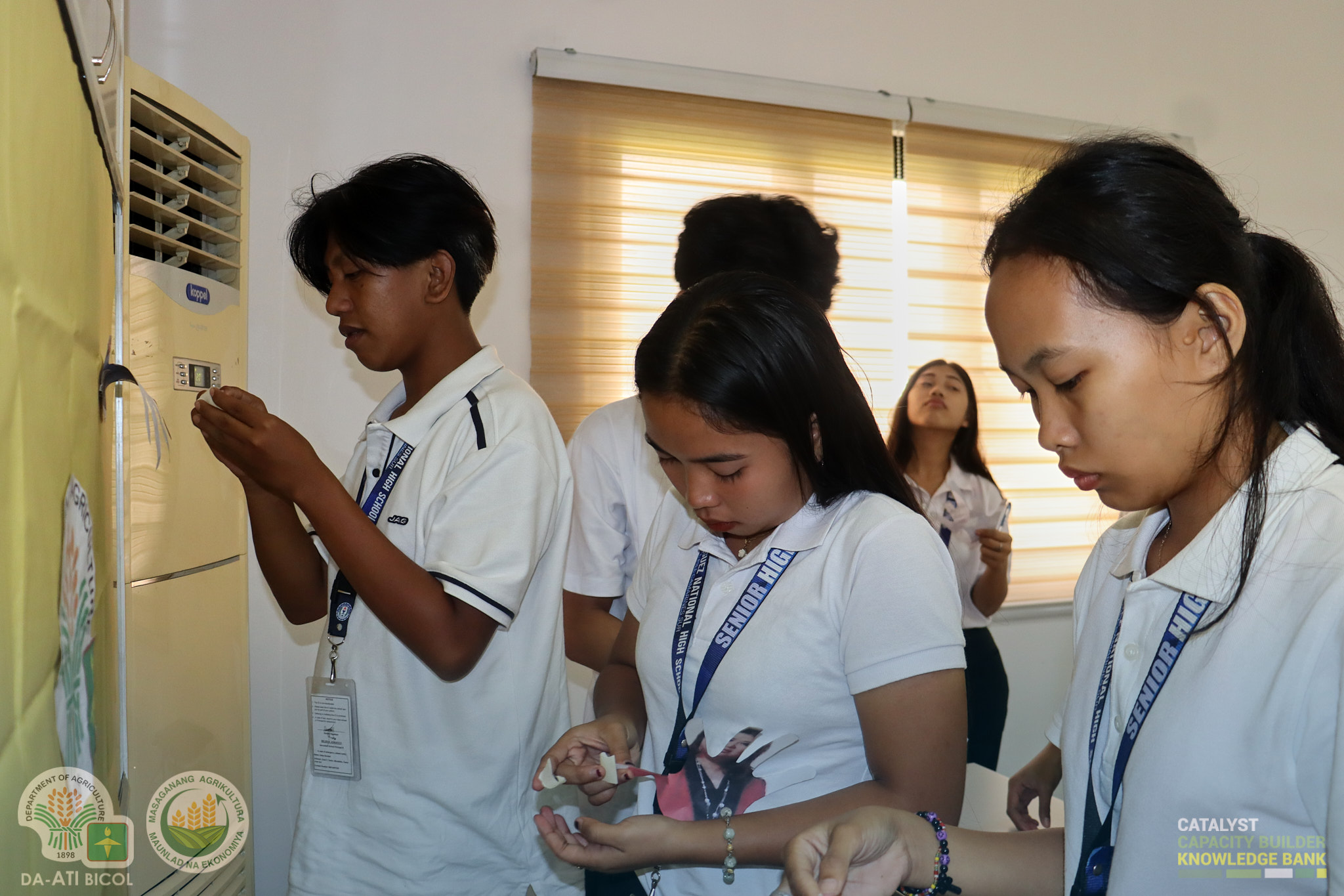 RNHS lecture pax3.jpg RNHS lecture pax3.jpg